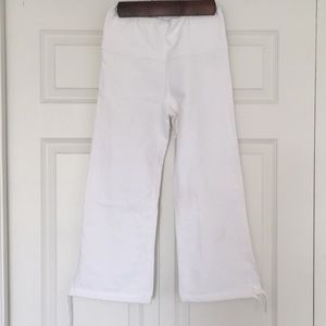 Lululemon cropped cotton pants